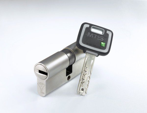 Mul-T-lock MT5 Euro Profile Cylinder