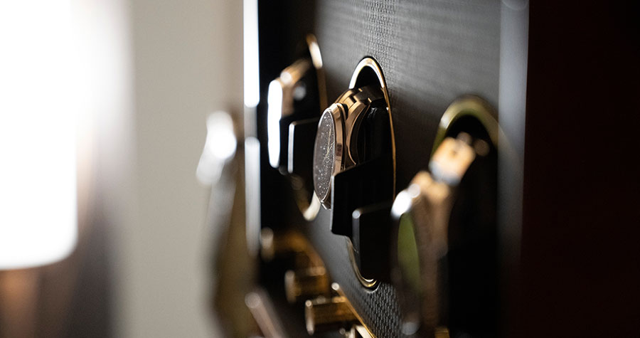 How to Choose a Safe with Watch Winders for Your Collection